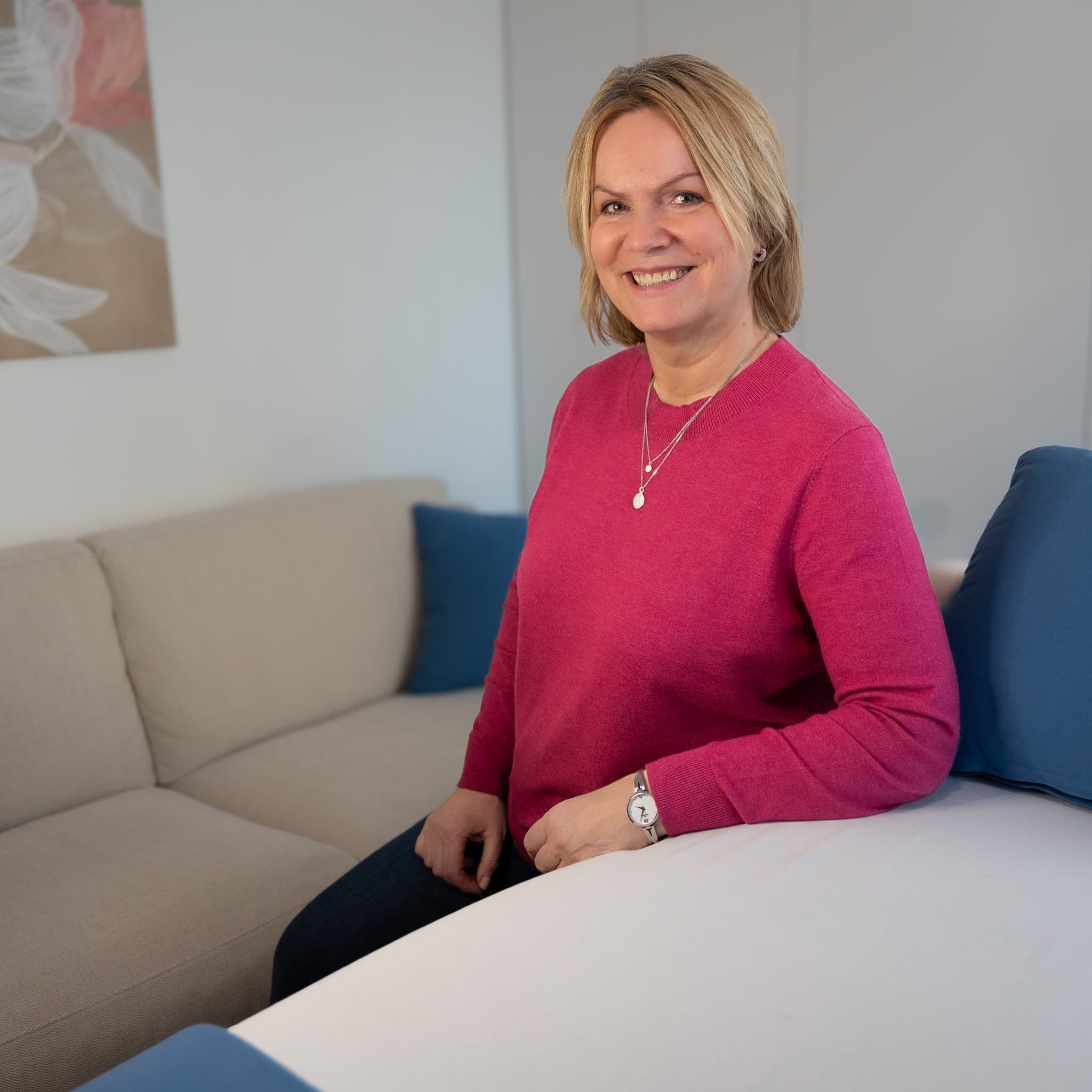 Dr. Margit Novotny